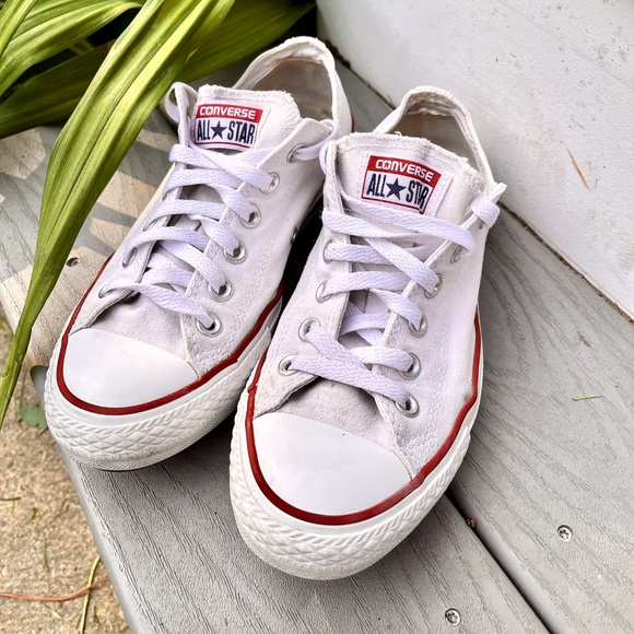 Converse Chuck Taylor All Star Low Top | 7 Womens - Picture 1 of 7
